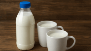 Read more about the article UVOZ MLEKA U EU. HRVATSKA DNEVNO UVOZI 700.000 LITARA